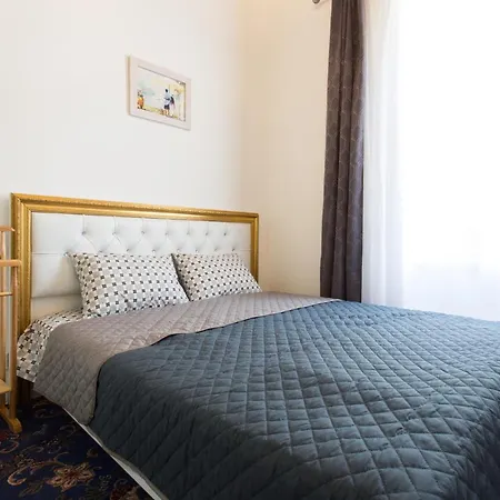 Royal Apartment On Pushkinskaya Kharkiv Exterior photo