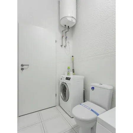 Royal Apartment On Pushkinskaya Kharkiv Exterior photo
