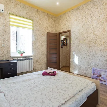 Royal Apartment On Pushkinskaya Kharkiv Exterior photo